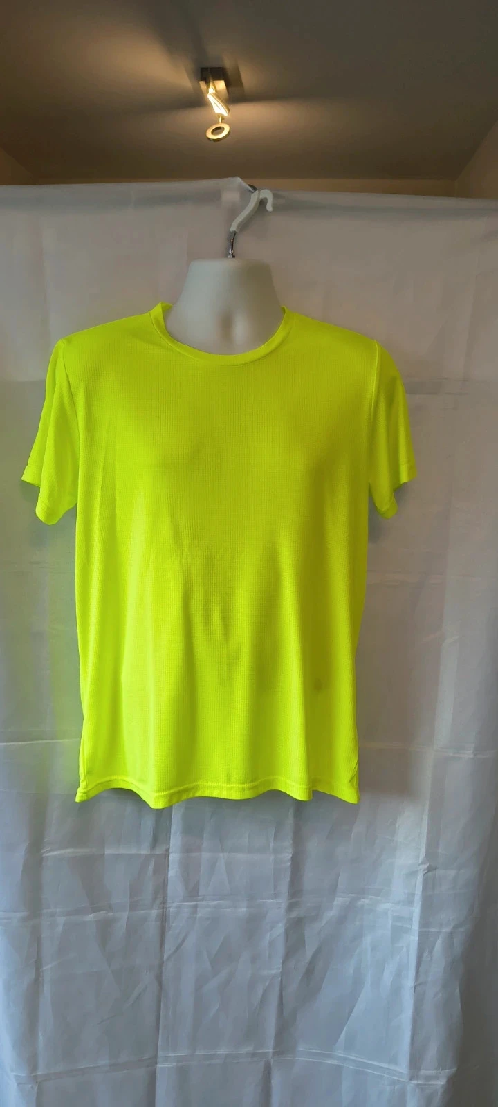 Neongeel sportshirt maat S – licht, ademend & opvallend |#273